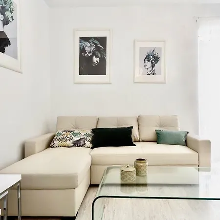 公寓 Capuchinos Family By Cadiz4rentals
